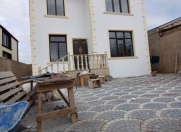 Satılır 5 otaqlı 150 m2 həyət evi Həzi Aslanov m.