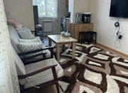 İcarəyə verilir 1 otaqlı 45 m2 köhnə tikili Bakıxanov