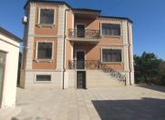 Satılır 6 otaqlı 286 m2 həyət evi Binə