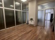 İcarəyə verilir 2 otaqlı 75 m2 ofis Şah İsmayıl Xətai m.