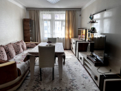 Satılır 2 otaqlı 44 m2 köhnə tikili Neftçilər m.