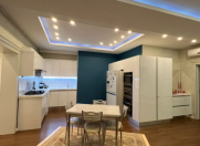 Satılır 5 otaqlı 165 m2 yeni tikili Tibb Universiteti