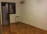 Satılır 3 otaqlı 46 m2 köhnə tikili Neftçilər m.