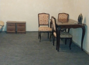 İcarəyə verilir 1 otaqlı 30 m2 həyət evi İnşaatçılar m.