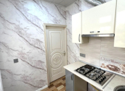 Satılır 2 otaqlı 55 m2 köhnə tikili Memar Əcəmi m.