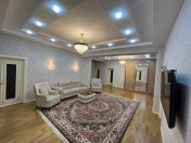 İcarəyə verilir 4 otaqlı 240 m2 yeni tikili Şah İsmayıl Xətai m.