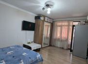 Satılır 1 otaqlı 35 m2 köhnə tikili Neftçilər m.