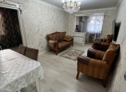 Satılır 2 otaqlı 60 m2 köhnə tikili Xalqlar Dostluğu m.