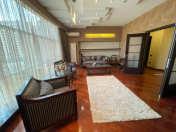 İcarəyə verilir 2 otaqlı 110 m2 yeni tikili 28 May m.