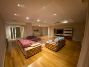 Satılır 5 otaqlı 230 m2 yeni tikili 28 May m.