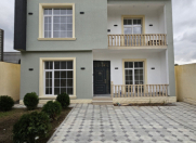 Satılır 5 otaqlı 180 m2 həyət evi Binə