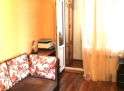 Satılır 2 otaqlı 50 m2 köhnə tikili Azadlıq prospekti m.