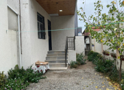 Satılır 3 otaqlı 130 m2 həyət evi Y.Ramana