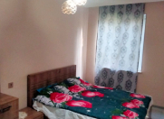 İcarəyə verilir 3 otaqlı 60 m2 köhnə tikili Memar Əcəmi m.