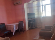 Satılır 2 otaqlı 45 m2 köhnə tikili Xalqlar Dostluğu m.