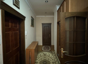 Satılır 2 otaqlı 80 m2 yeni tikili 28 May m.