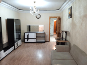Satılır 2 otaqlı 55 m2 köhnə tikili Gənclik m.