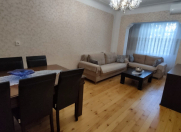 Satılır 3 otaqlı 90 m2 köhnə tikili Həzi Aslanov m.