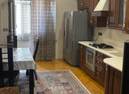 Satılır 4 otaqlı 168 m2 yeni tikili Gənclik m.