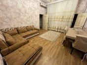 Satılır 3 otaqlı 90 m2 köhnə tikili Azadlıq prospekti m.