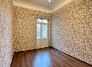 Satılır 3 otaqlı 70 m2 köhnə tikili Nəriman Nərimanov m.