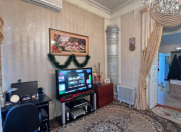 Satılır 4 otaqlı 80 m2 köhnə tikili Sahil m.