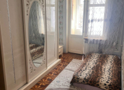 Satılır 3 otaqlı 60 m2 köhnə tikili İnşaatçılar m.