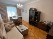 Satılır 4 otaqlı 110 m2 köhnə tikili Elmlər Akademiyası m.