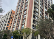 Satılır 3 otaqlı 77 m2 yeni tikili 28 May m.