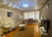Satılır 3 otaqlı 120 m2 yeni tikili Yeni Yasamal