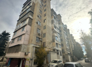 Satılır 3 otaqlı 75 m2 köhnə tikili Xalqlar Dostluğu m.