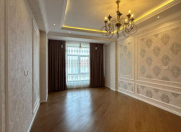 Satılır 3 otaqlı 133 m2 yeni tikili Nəriman Nərimanov m.