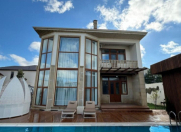 Satılır 6 otaqlı 244 m2 bağ evi Mərdəkan