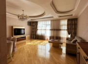 Satılır 2 otaqlı 98 m2 yeni tikili 28 May m.