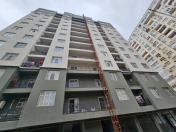 Satılır 3 otaqlı 82 m2 yeni tikili Həzi Aslanov m.