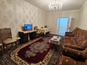 İcarəyə verilir 3 otaqlı 85 m2 köhnə tikili Xalqlar Dostluğu m.