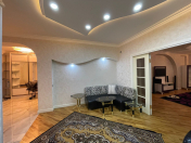 İcarəyə verilir 3 otaqlı 136 m2 yeni tikili Zabrat 2