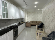 İcarəyə verilir 3 otaqlı 106 m2 yeni tikili Əhmədli m.