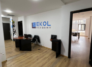 İcarəyə verilir 4 otaqlı 130 m2 ofis 28 May m.