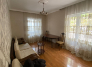 İcarəyə verilir 4 otaqlı 100 m2 köhnə tikili Azadlıq prospekti m.