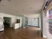 İcarəyə verilir 2 otaqlı 60 m2 ofis Şah İsmayıl Xətai m.