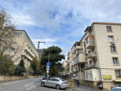 Satılır 2 otaqlı 45 m2 köhnə tikili Dövlət Statistika Komitəsi