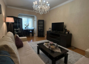 Satılır 3 otaqlı 85 m2 köhnə tikili İnşaatçılar m.