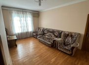 İcarəyə verilir 4 otaqlı 80 m2 köhnə tikili Yeni Yasamal