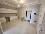 Satılır 2 otaqlı 72 m2 yeni tikili Saray