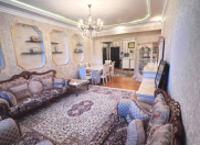 Satılır 4 otaqlı 130 m2 yeni tikili Elmlər Akademiyası m.