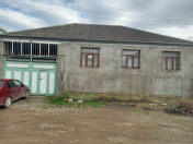 Satılır 4 otaqlı 100 m2 həyət evi Qazax