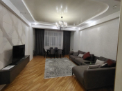 İcarəyə verilir 3 otaqlı 120 m2 yeni tikili Qara Qarayev m.