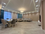 İcarəyə verilir 4 otaqlı 210 m2 yeni tikili 28 May m.