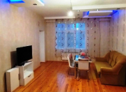 İcarəyə verilir 2 otaqlı 90 m2 yeni tikili Qara Qarayev m.